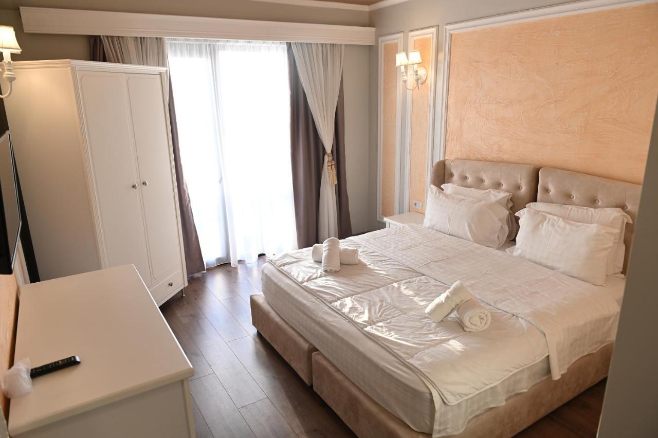 Hotel Onufri Golem  Extérieur photo