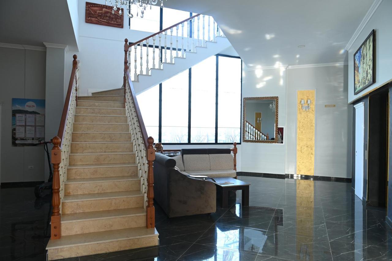 Hotel Onufri Golem  Extérieur photo